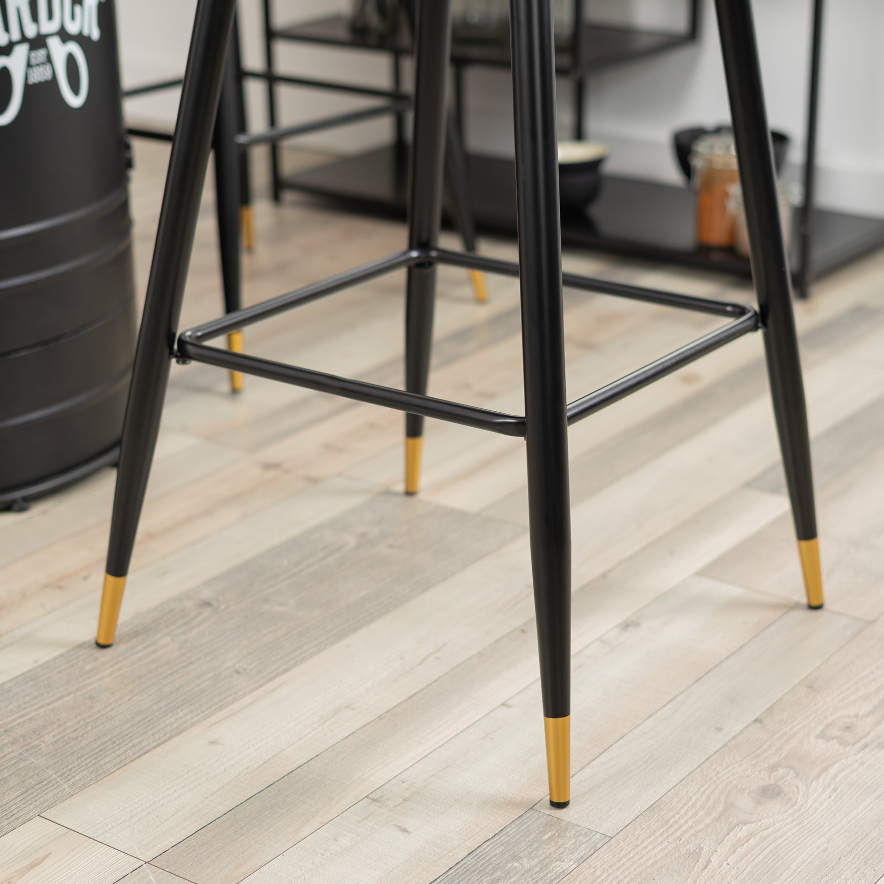 Set of 2 industrial bar stools with armrests and suede back - DONCIC BAR