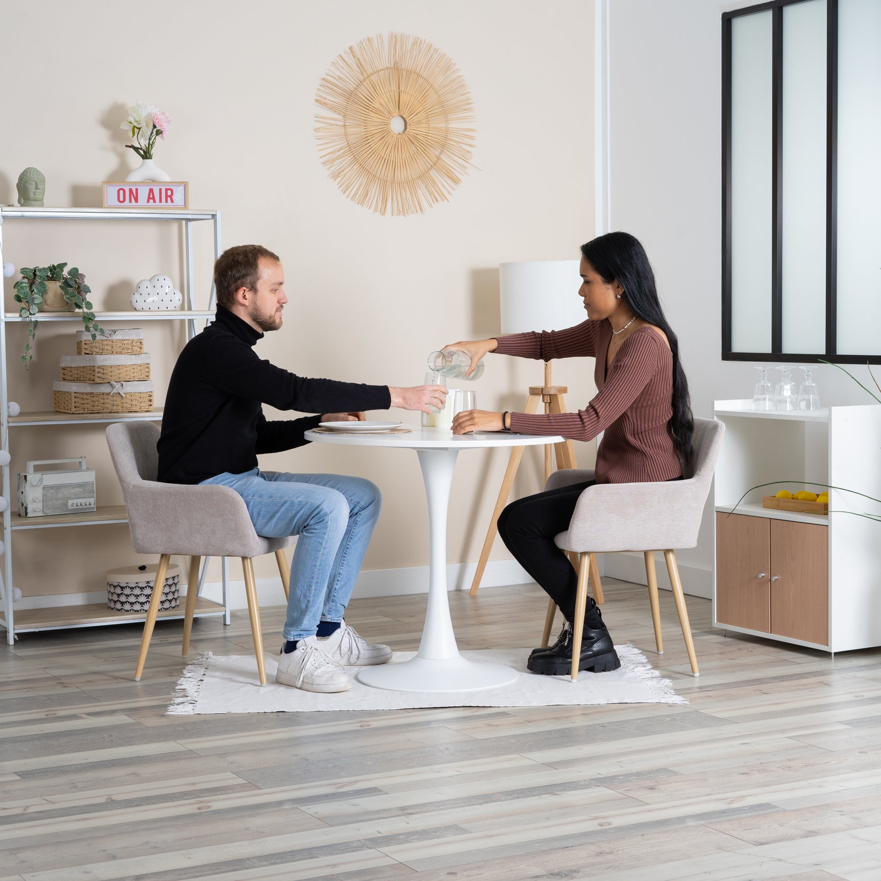 Scandinavian round dining table 2-4 people in wood and white metal - Clift