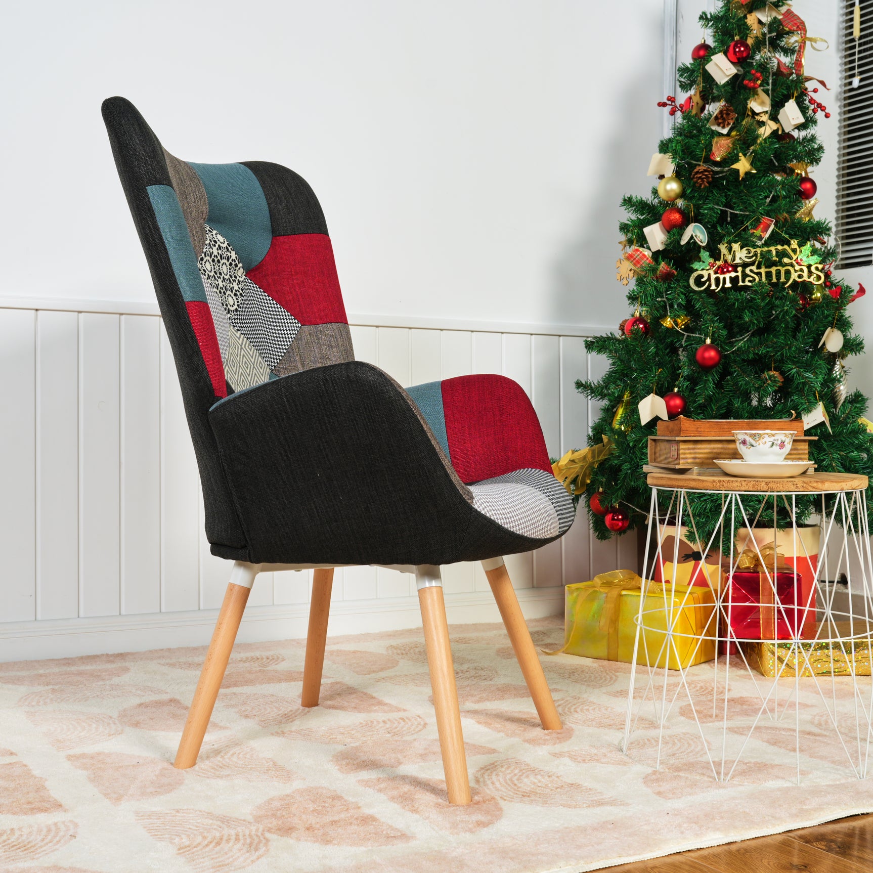 Scandinavian armchair with armrests in patchwork fabric with topstitching - FUNKEL