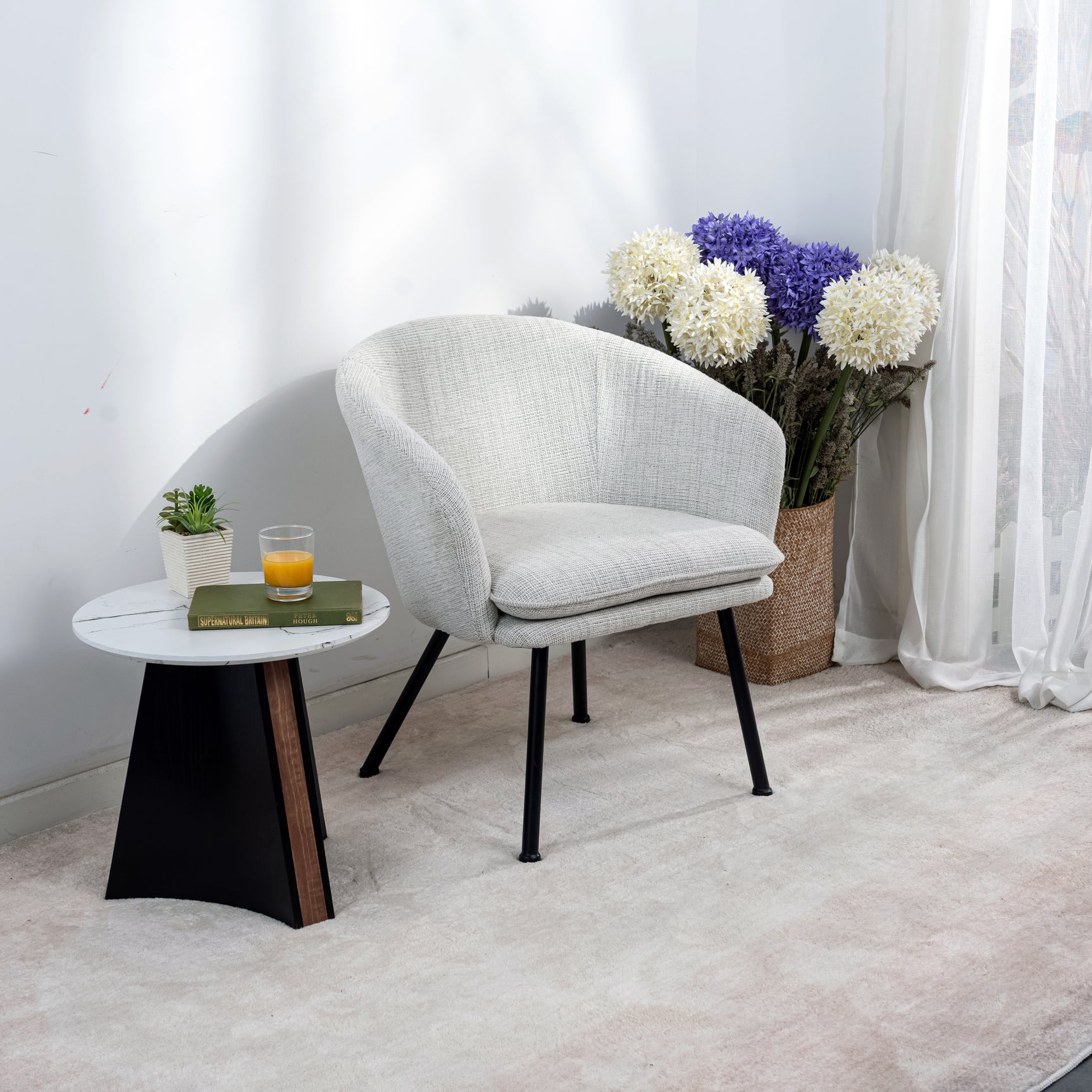 Fauteuil de détente Contemporain en tissu beige, structure robuste en métal noir - DIXIER FABRIC BEIGE