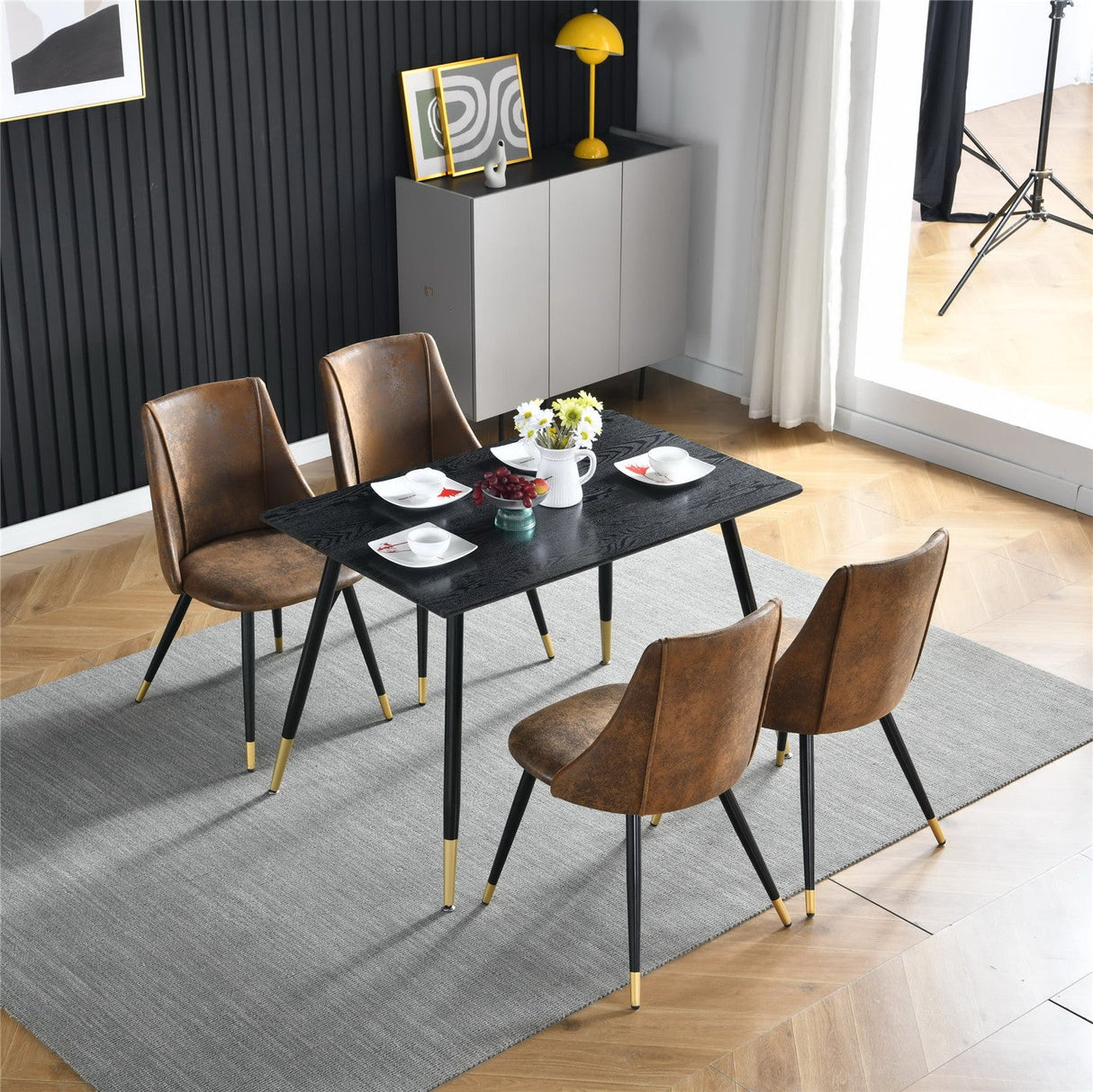 Set di 4 sedie da pranzo in pelle scamosciata, gambe in metallo nero e oro, SMEG SUEDE BROWN BG 4PCS