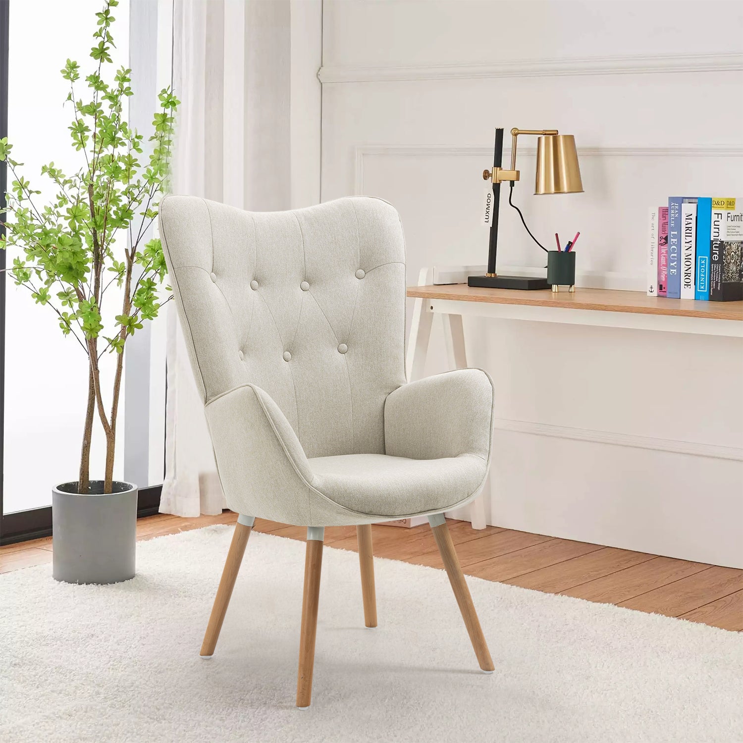 Scandinavian armchair with armrest in padded beige fabric - Kas