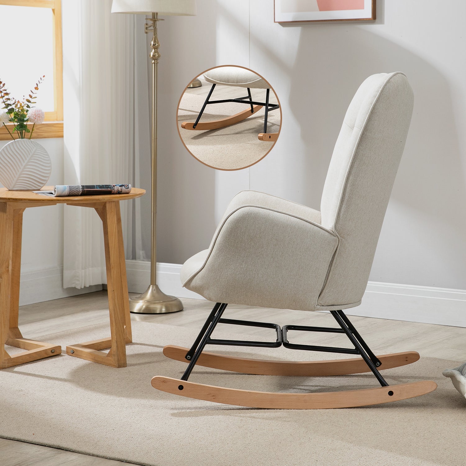 Fauteuil à bascule allaitement scandinave avec accoudoirs en tissu beige capitonné - EPPING