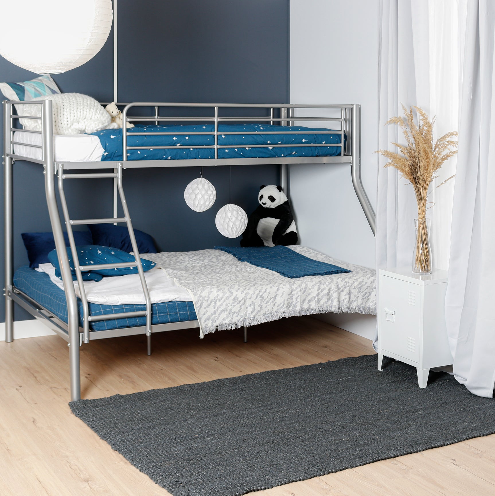 3-seater, 2-story bunk bed in silver metal with ladder 140x190cm and 90x190cm (mattress not included) - JAZZ